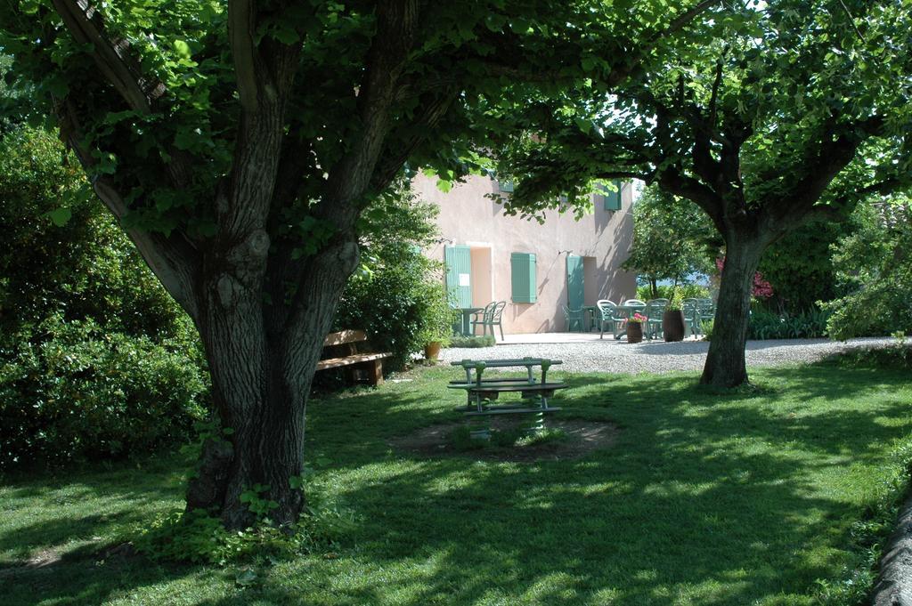 Domaine Des Bridoux Village De Gites Mirabel-aux-Baronnies Экстерьер фото